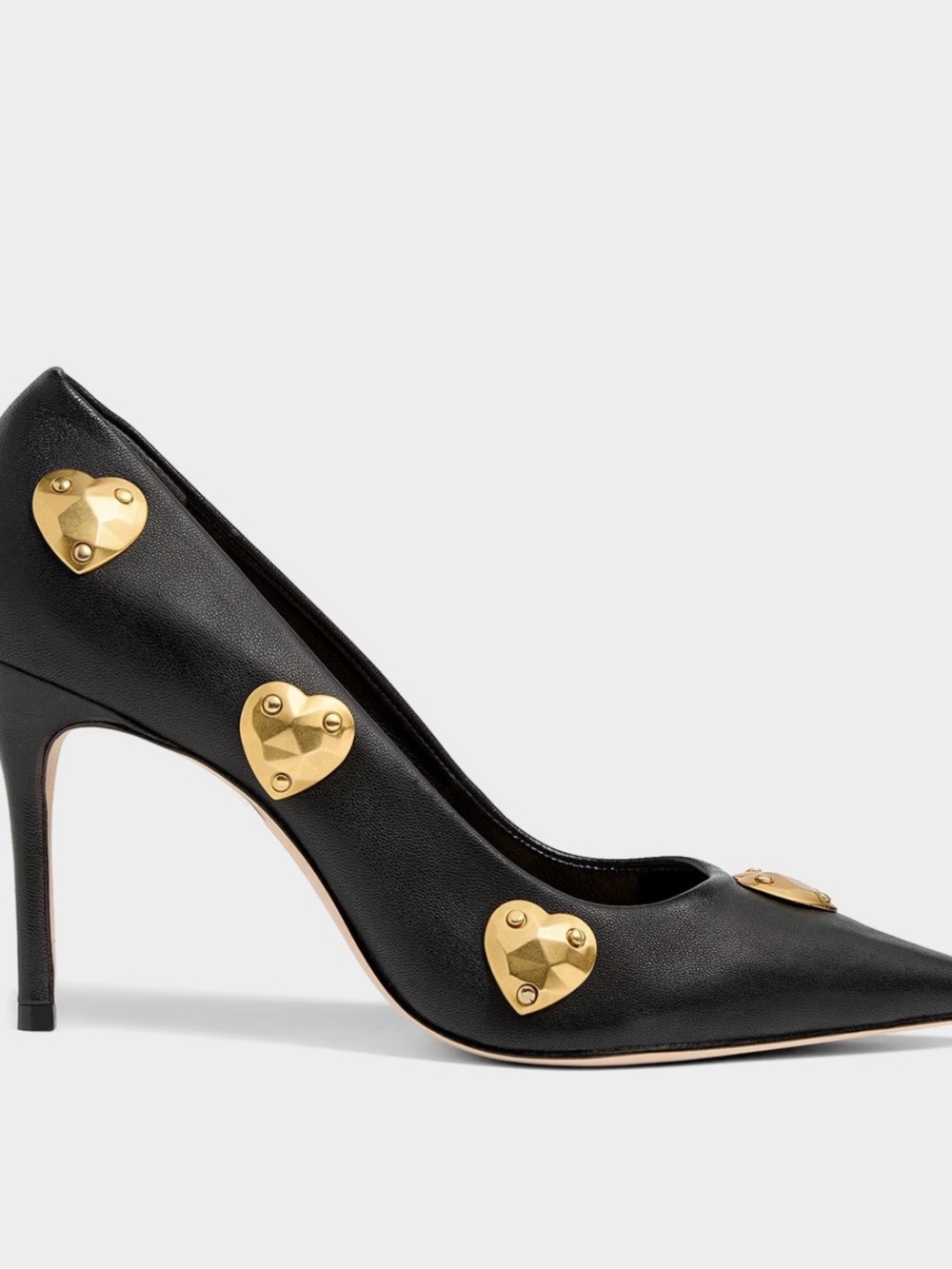 Cinq a Sept Black Heart Accent Pointed-Toe Pumps- new with box